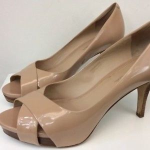 Women’s Via Spiga Shoes Beige Leather Size 8 M